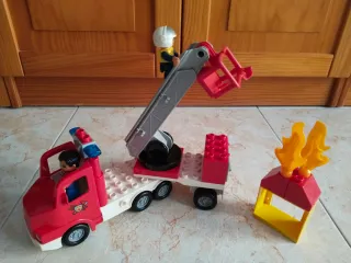 Camión Bomberos Lego Duplo con Figuras