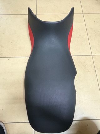 Asiento BMW G650GS