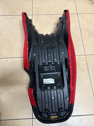 Asiento BMW G650GS