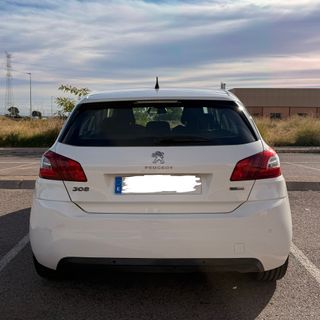 Peugeot 308 Active 1.2 PureTech 130CV Automático