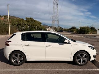 Peugeot 308 Active 1.2 PureTech 130CV Automático