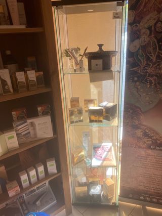 Vitrina expositora cristal y madera