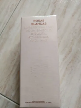 Adolfo Dominguez Rosas Blancas Agua Fresca 120ml