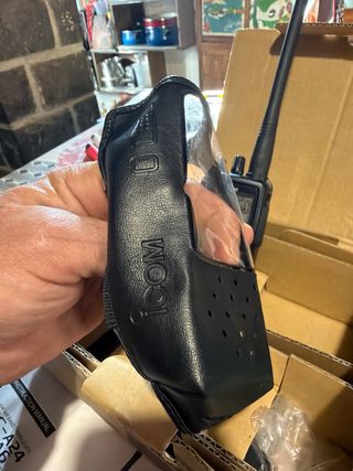 Emisora Icom IC-A24 VHF Air Band Transceiver