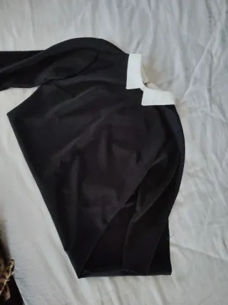 Vestido negro y blanco mujer