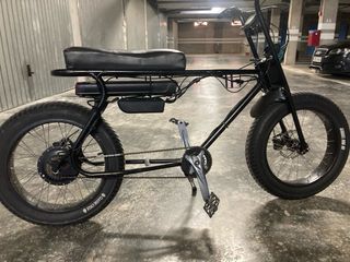 Bici Eléctrica Custom Negra