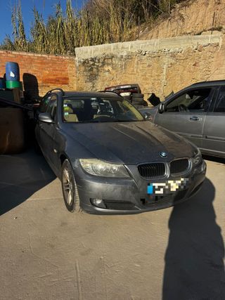 BMW 318d EN DESGUACE