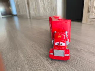 Camión Transportador Cars Rojo