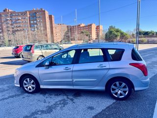 7 plazas Peugeot 308 SW 1.6 HDI FAP Sport 110CV