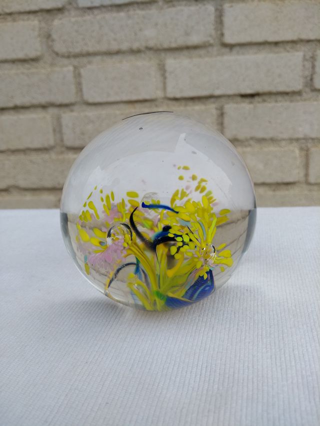 Apertador de papel fenício de vidro de coleção