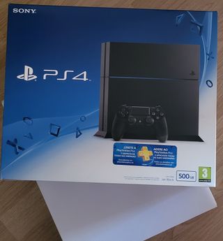 PS4 Slim 500GB (v9.00) + 5 Juegos
