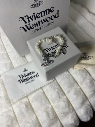 Pulsera Vivienne Westwood Perlas y Pin