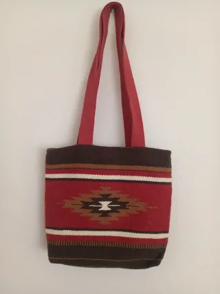 Bolso tejido estilo nativo