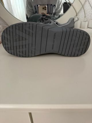 Zapatillas Velites grises