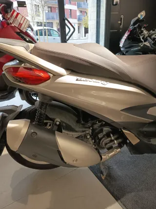 Piaggio Beverly 300