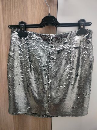 Falda fiesta lentejuelas plata. Talla M. Sfera