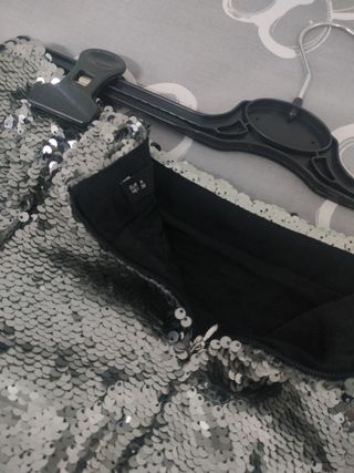 Falda fiesta lentejuelas plata. Talla M. Sfera