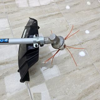 Desbrozadora ANOVA D545 44,8cc 1,6kw