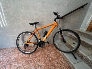Bicicleta de Montaña Naranja