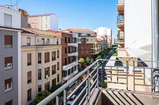 Piso en alquiler en Centro Ciudad en León