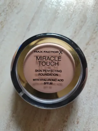 Max Factor Miracle Touch 70 Natural