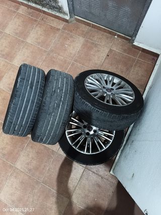 Llanta con neumático