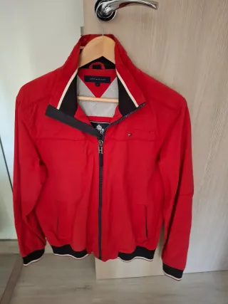 Chaqueta Tommy Hilfiger Roja Talla M