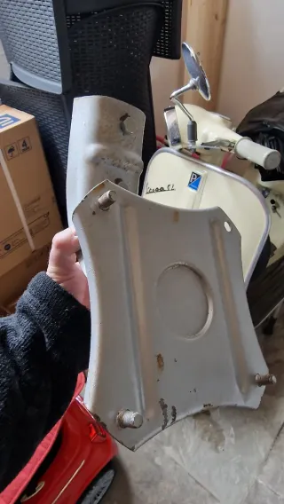 Supporto Ruota Scorta Vespa