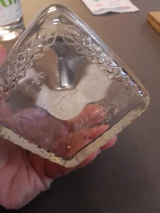 Bottiglie di Gin Livebarrels e Haymans