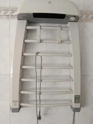 Secador de toallas DeLonghi blanco