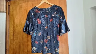 Blusa floral terciopelo fiestas
