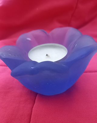 Portacandele fiore in vetro blu