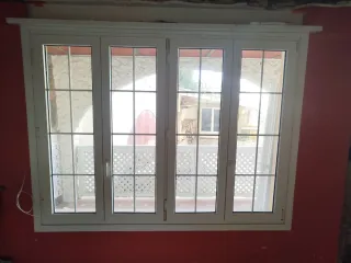 Ventanal PVC blanco 4 hojas