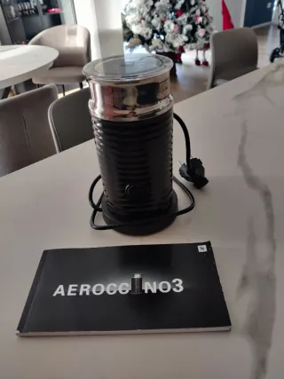 Montalatte Nespresso Aeroccino 3 ottime condizioni