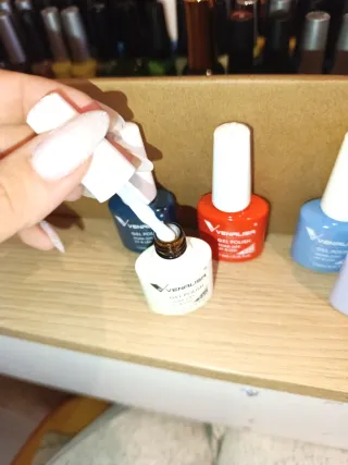 7 Esmaltes VENALISA nuevos