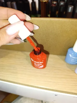 7 Esmaltes VENALISA nuevos