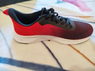 Zapatillas deportivas talla 42