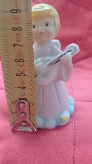 Statuina angioletto vintage in porcellana