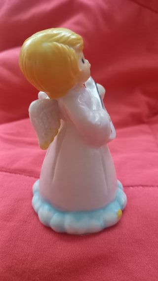 Statuina angioletto vintage in porcellana