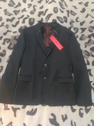 Americana HUGO Negra Hombre