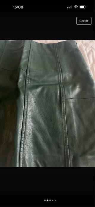 Falda polipiel verde