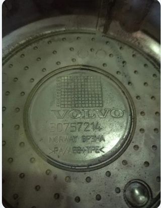 TAPA DISTRIBUCION VOLVO XC90