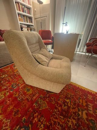 Butaca de tela beige