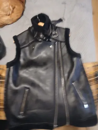 Chaleco Piel Vuelta Forever 21 Negro