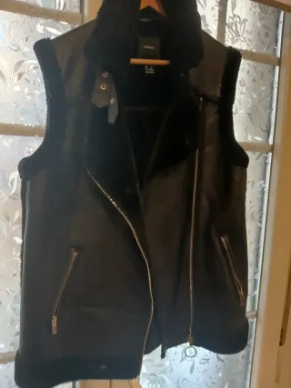 Chaleco Piel Vuelta Forever 21 Negro