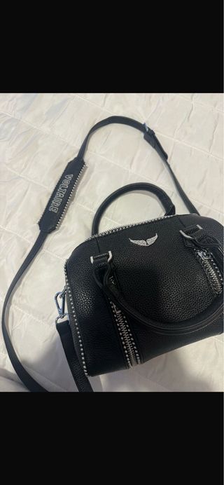 Bolso Negro con Tachuelas