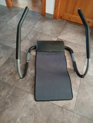 Banco de Gimnasio Ajustable para abdominales .