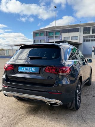 Mercedes-Benz GLC 220D 2021