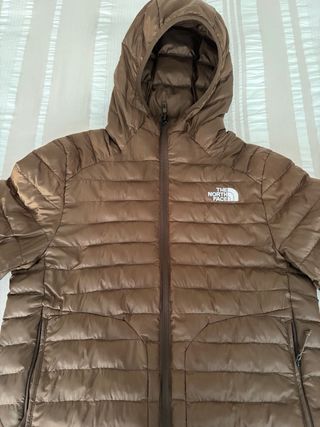 Plumas North Face Marrón Ligero
