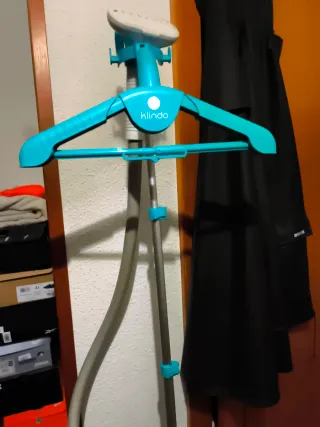 Plancha Vertical Klindo 1'8L 1800W